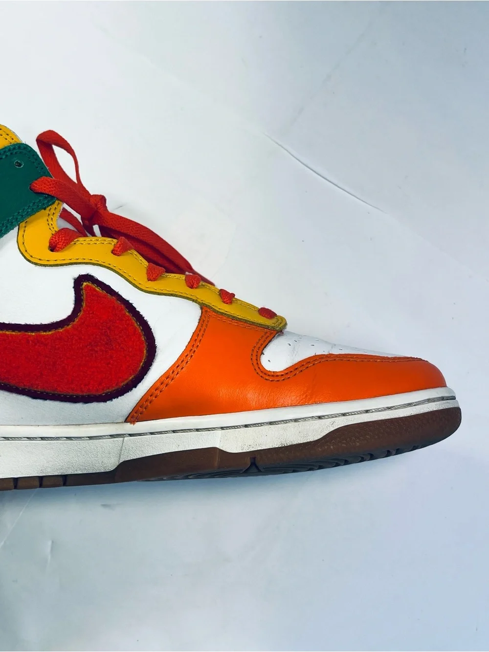 Nike Dunk vibrant nike